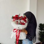 Fleuriste Round Posy 005