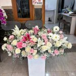 Podium Arrangement 004