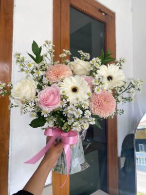 Bride Posy 080 - Fresh